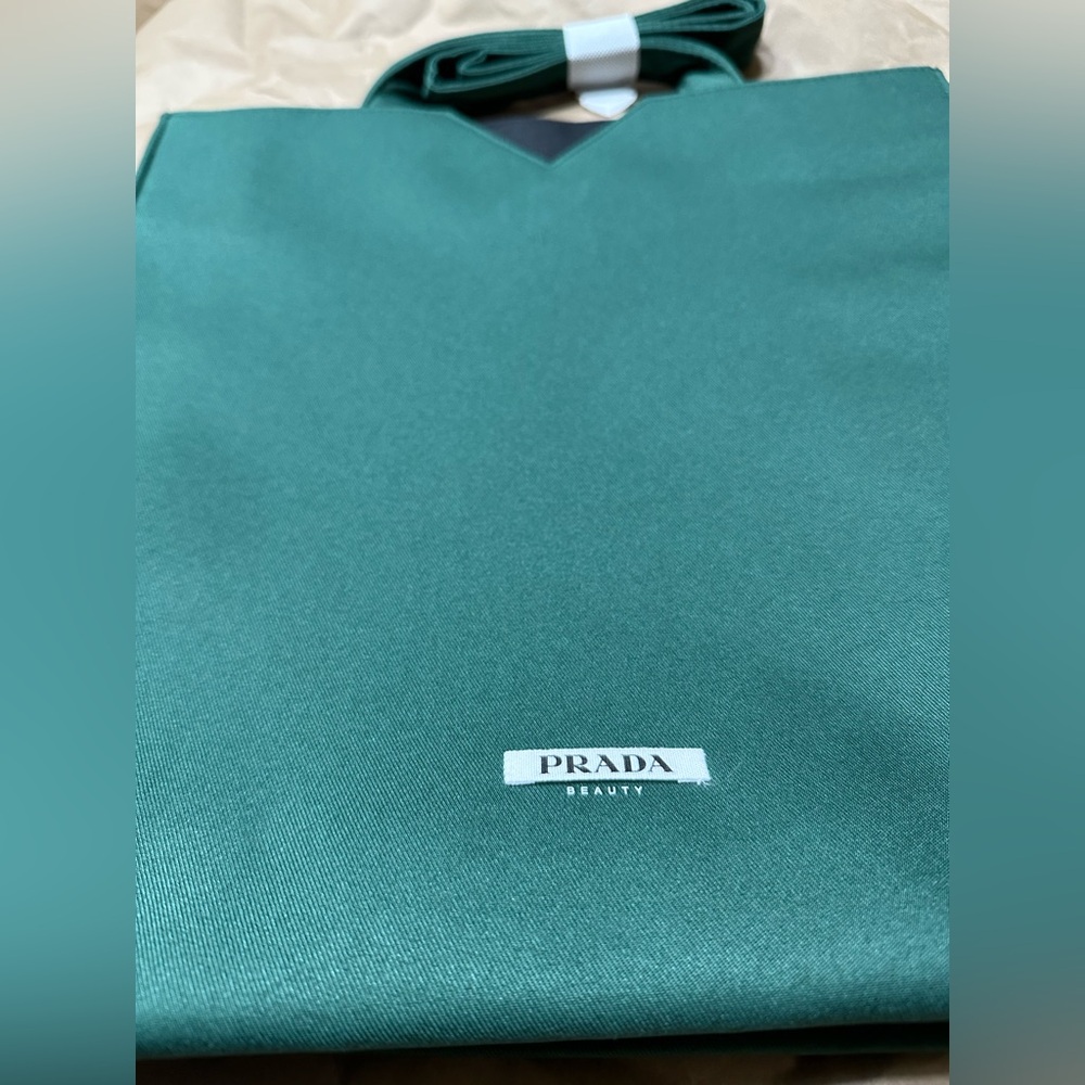Prada PARADIGME Fragrance Green Unisex Tote NEW! Special Gift! Limited Edition - Picture 4 of 6